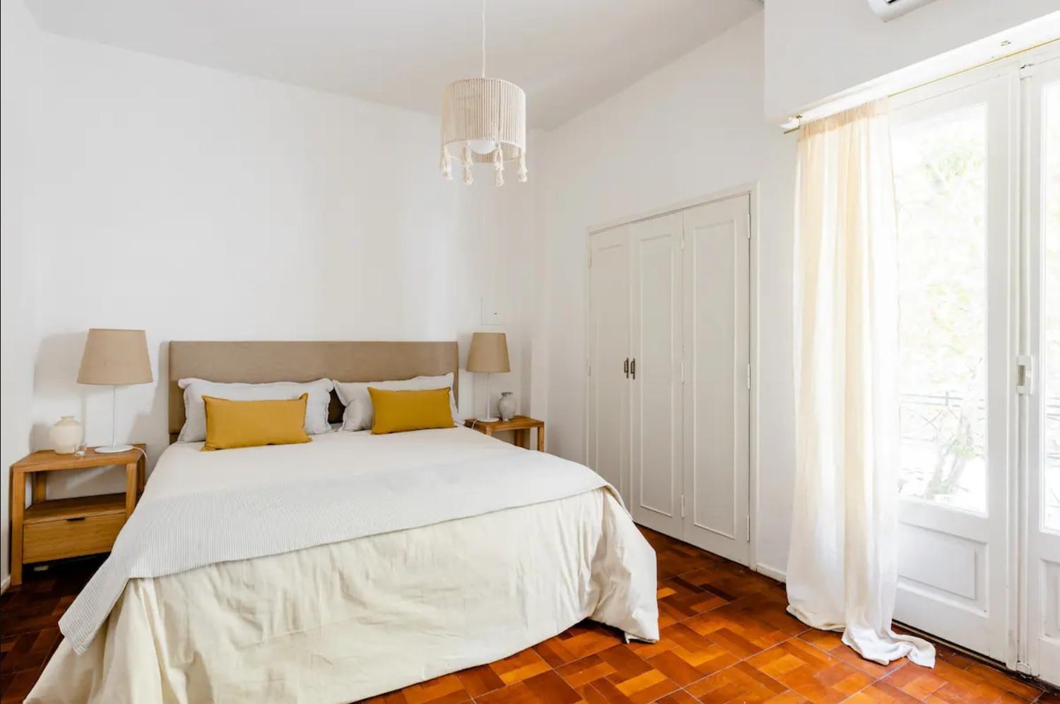 A Friendly Room In The Heart Of Recoleta -In Shared Apartment- - Buenos Aires — Photos 1